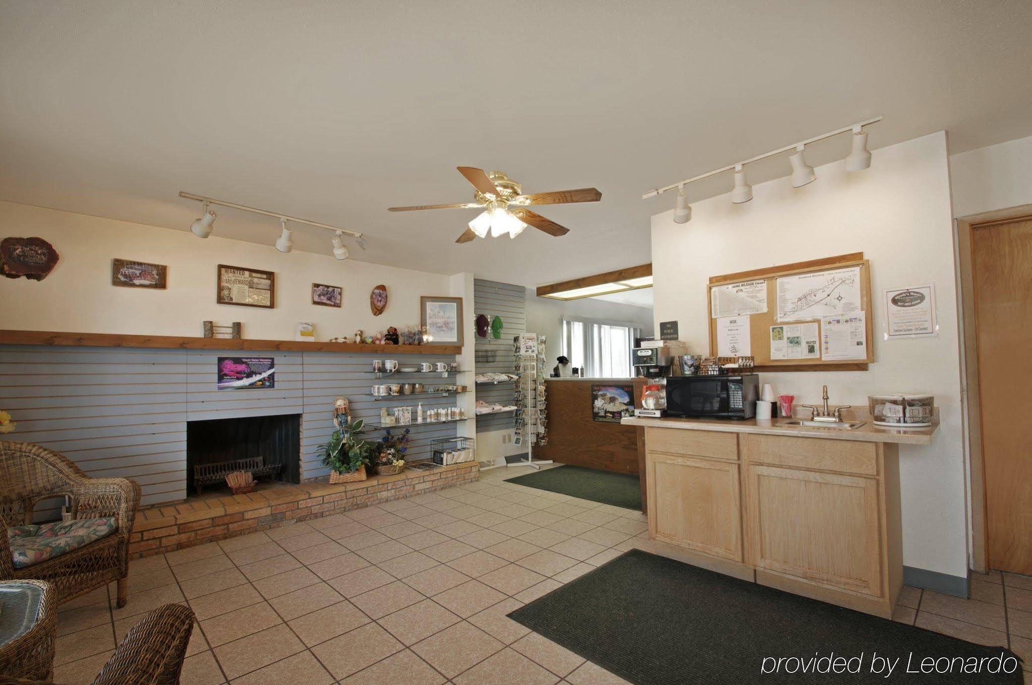 Deer Lodge Motel Сандэнс Экстерьер фото