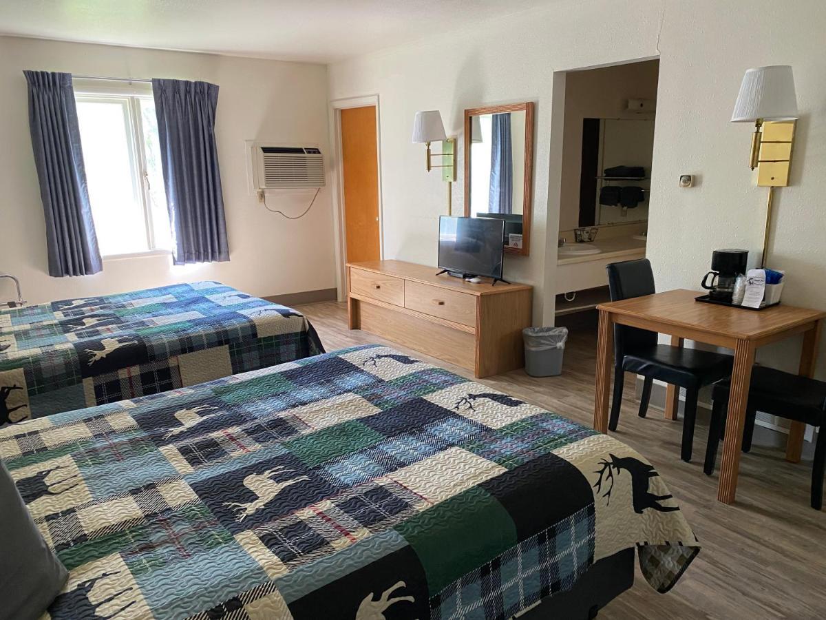 Deer Lodge Motel Сандэнс Экстерьер фото
