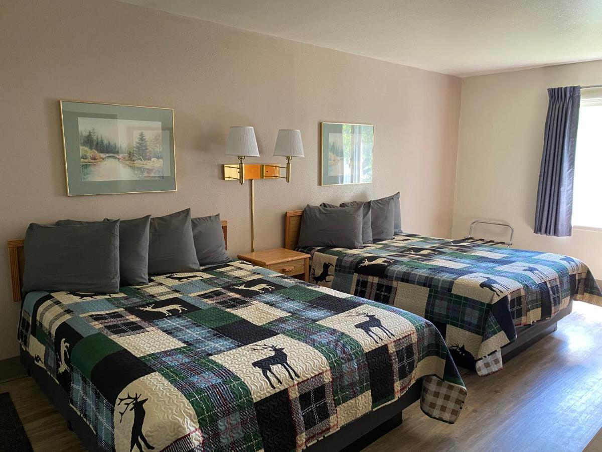 Deer Lodge Motel Сандэнс Экстерьер фото